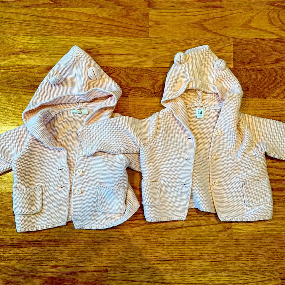 Baby Gap Baby Brannan Bear Sweater (Milkshake Pink)